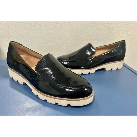Vionic Women's Kensley Black Crinkle Patent Loafers 8 White Soles #Academia - Picture 2 of 7